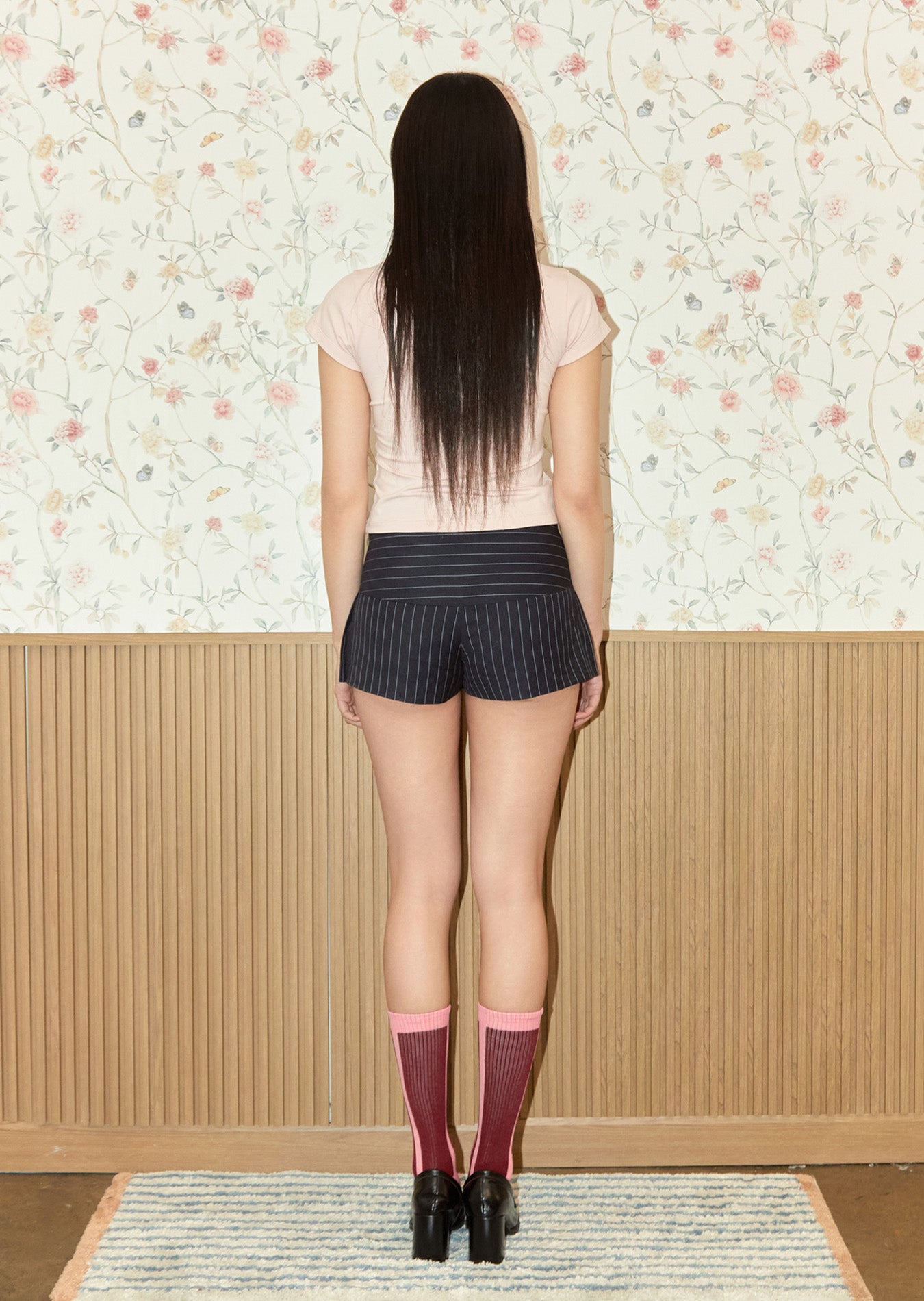 Pin Stripe Pleats Skirt Pants (Navy)
