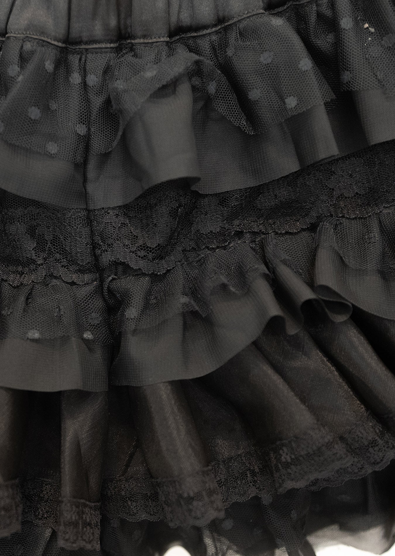 LACE LAYERED SHORTS_BLACK