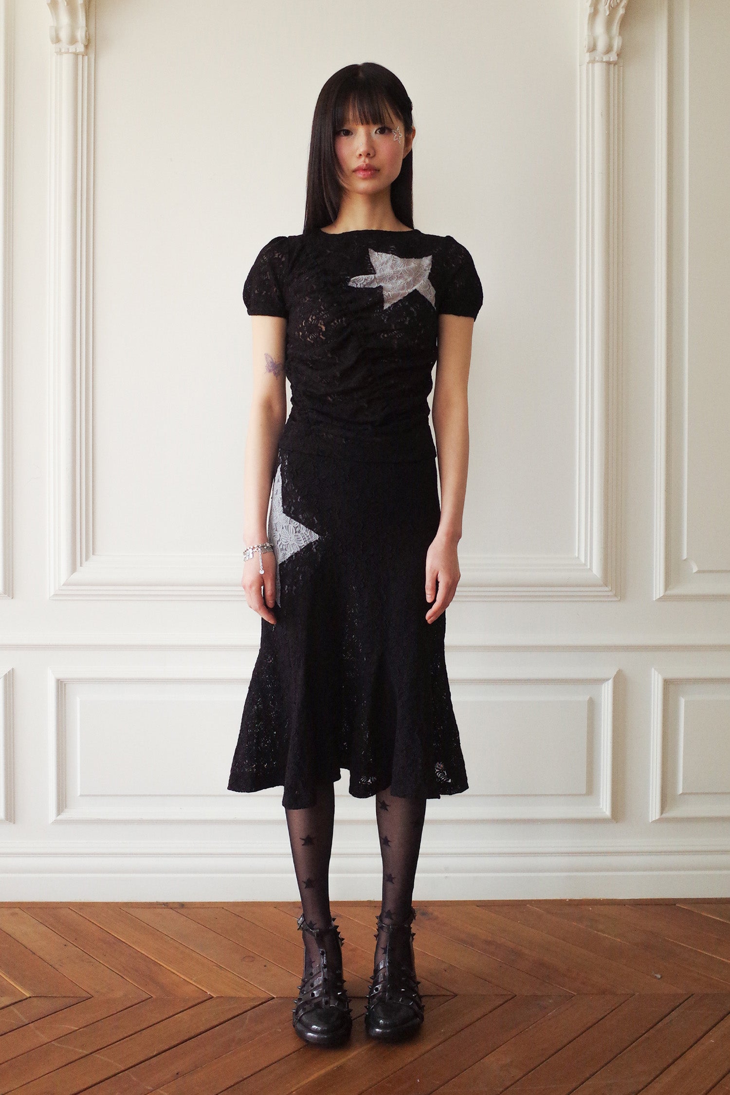 Bubble Sleeve Star Top Black