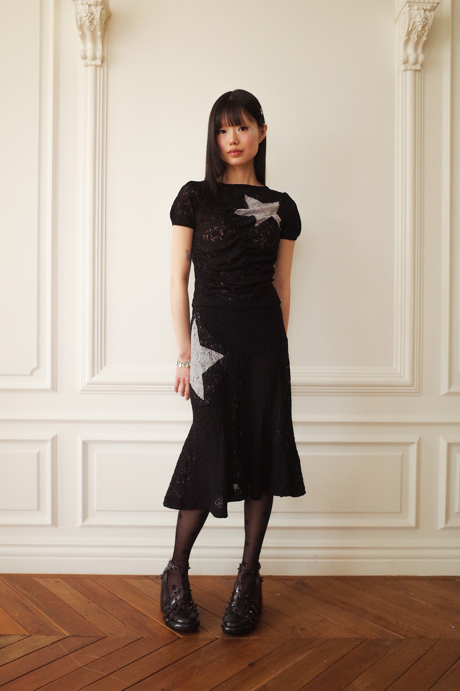 Bubble Sleeve Star Top Black