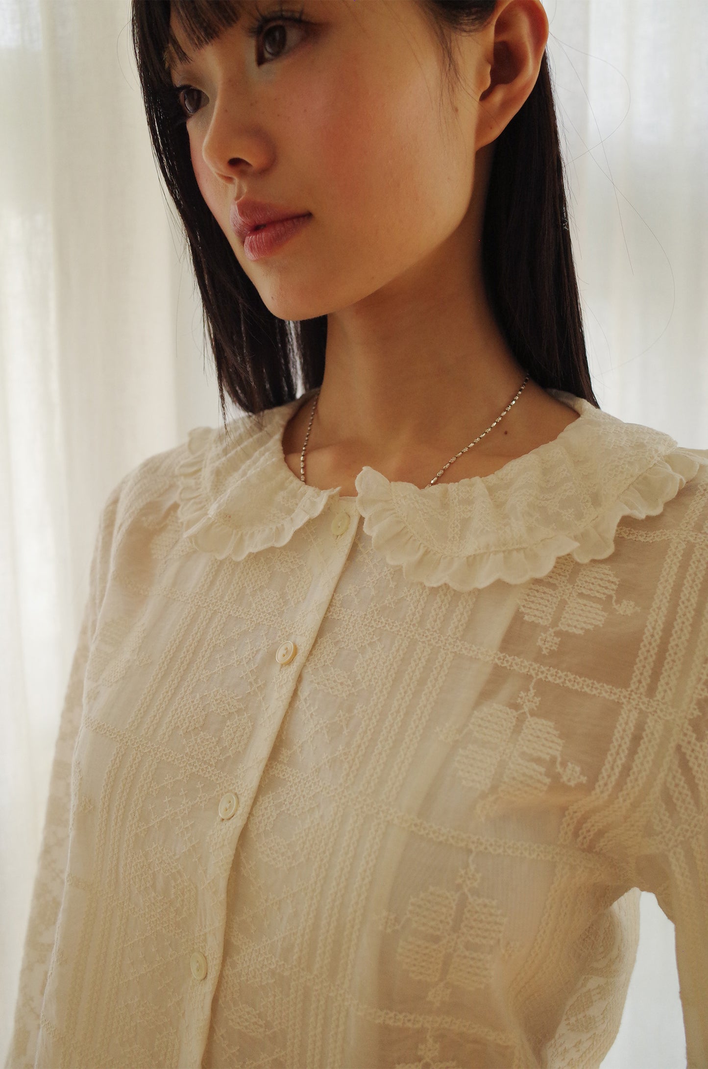 Peter Pan Collar Blouse (Cream)