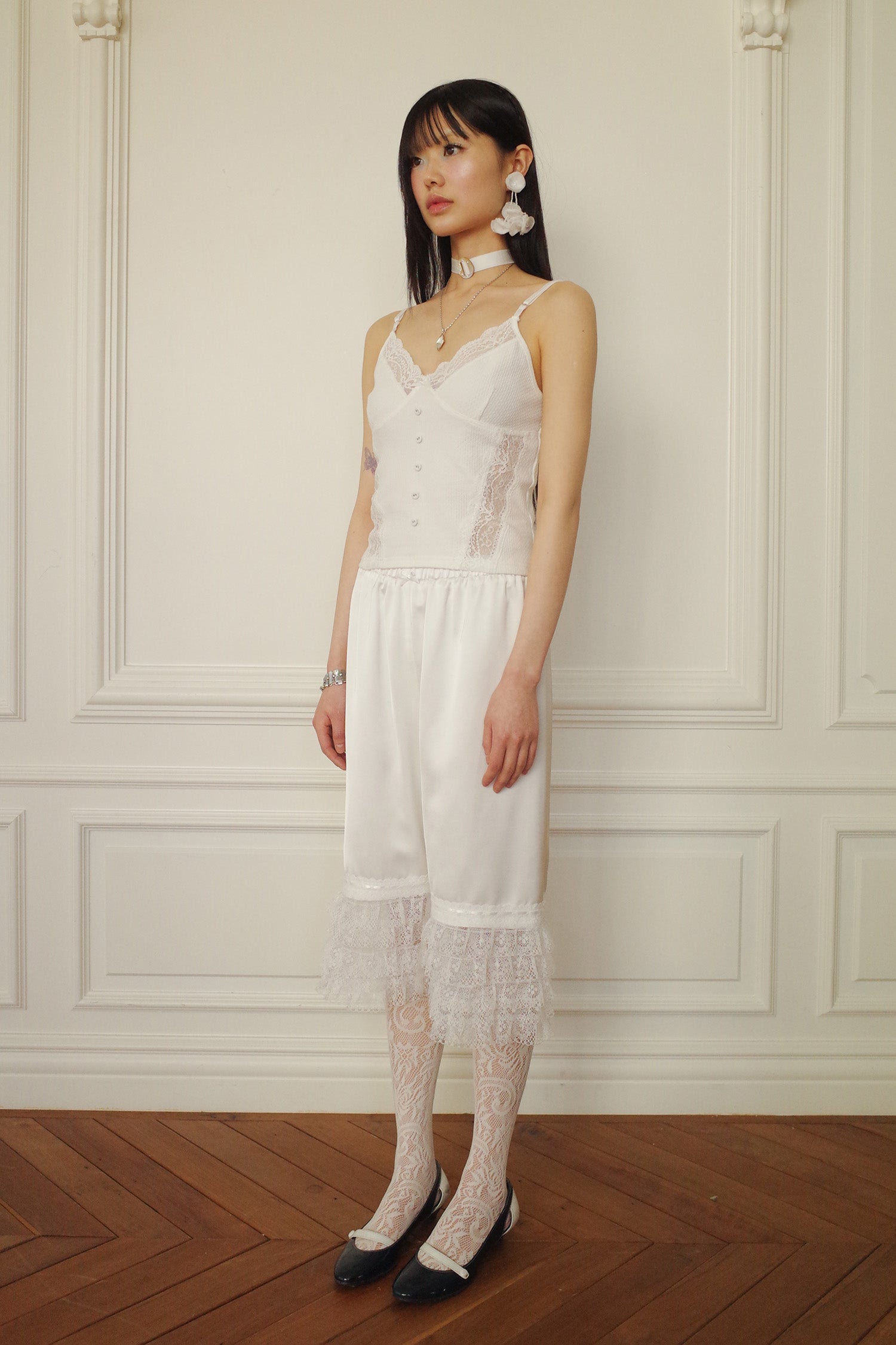 TIERED LACE SATIN PANTS_WHITE