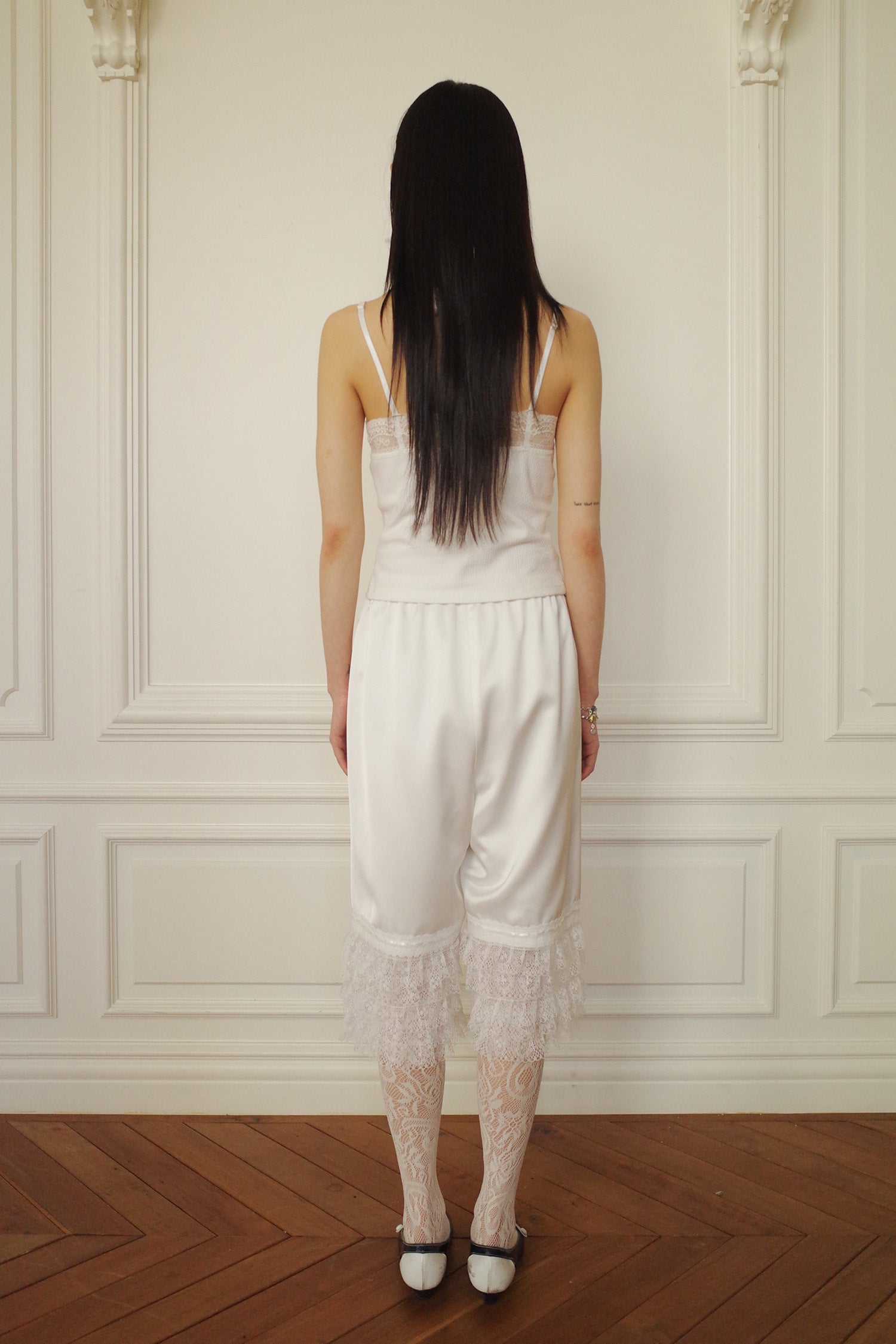 TIERED LACE SATIN PANTS_WHITE