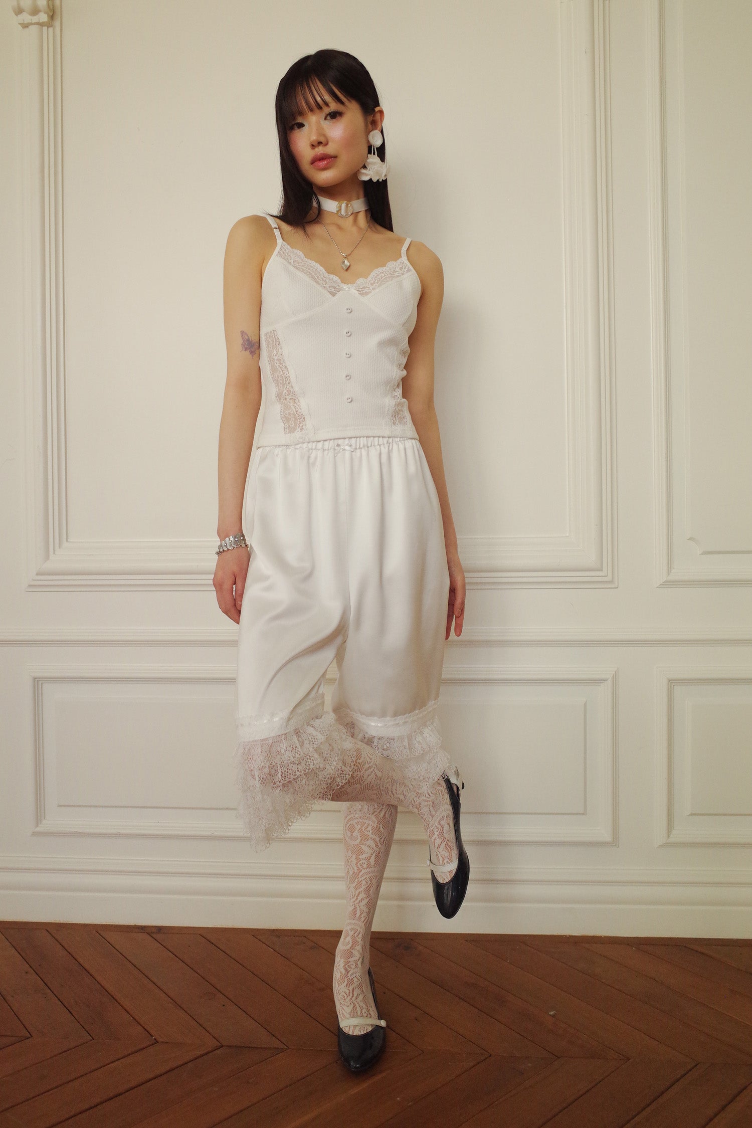 TIERED LACE SATIN PANTS_WHITE