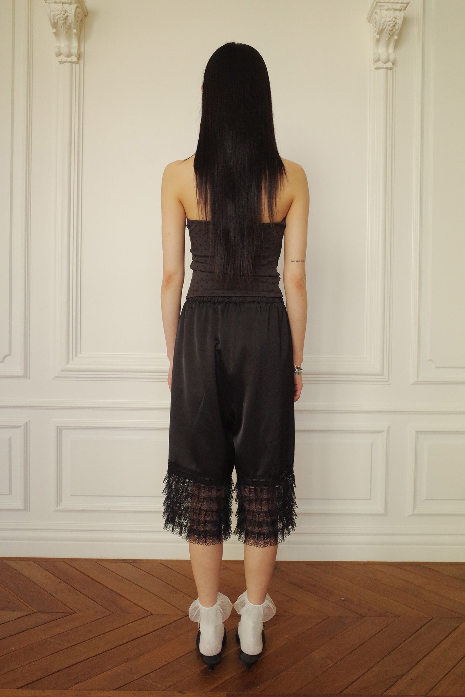 TIERED LACE SATIN PANTS_BLACK