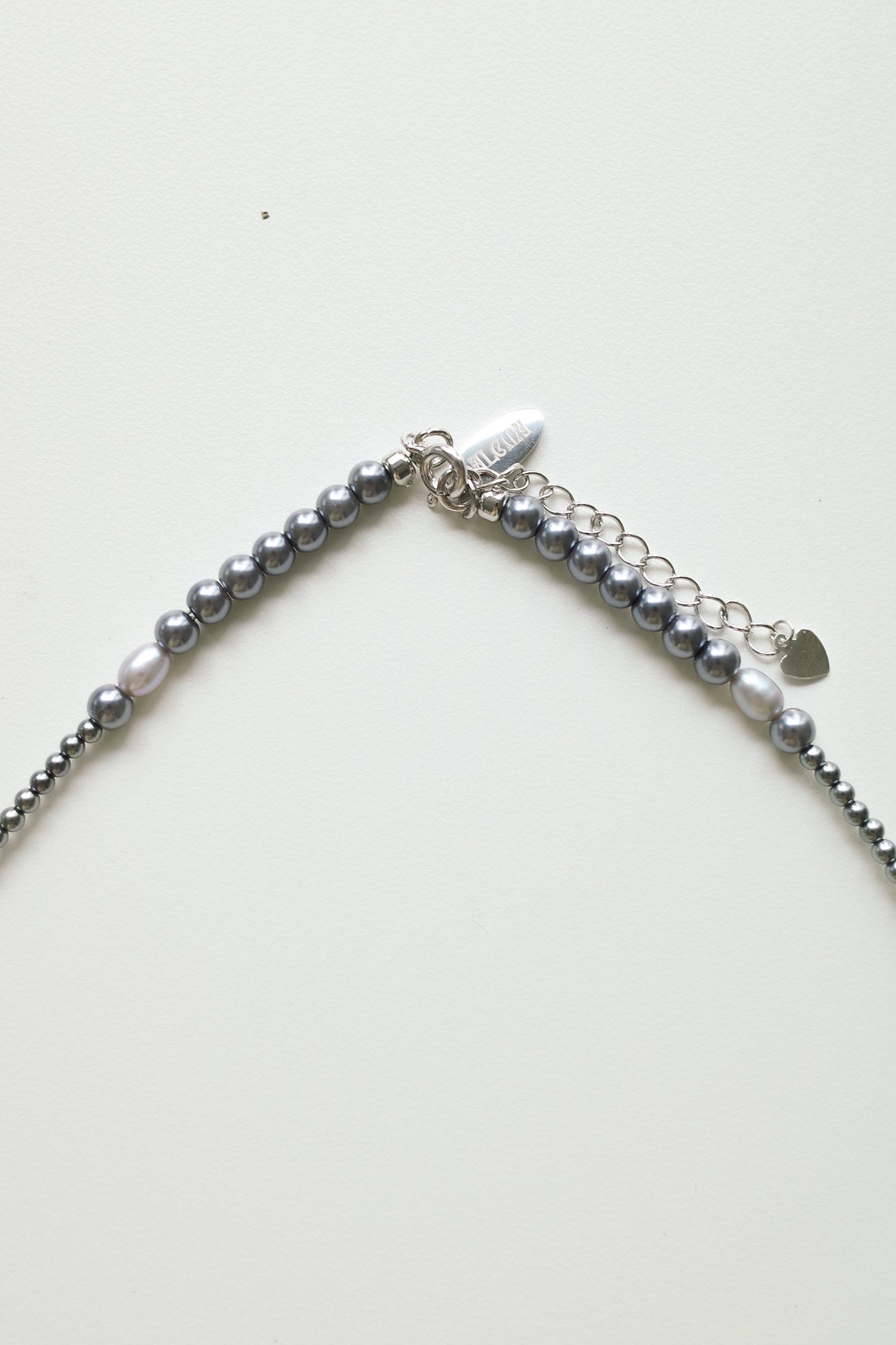 Flower jagae & pearl necklace