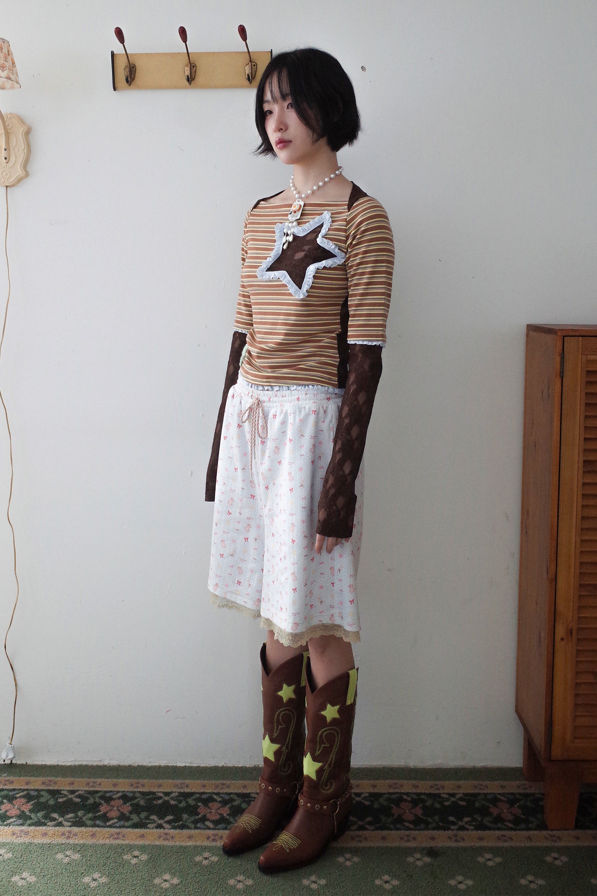 Collaged stripe star top brown