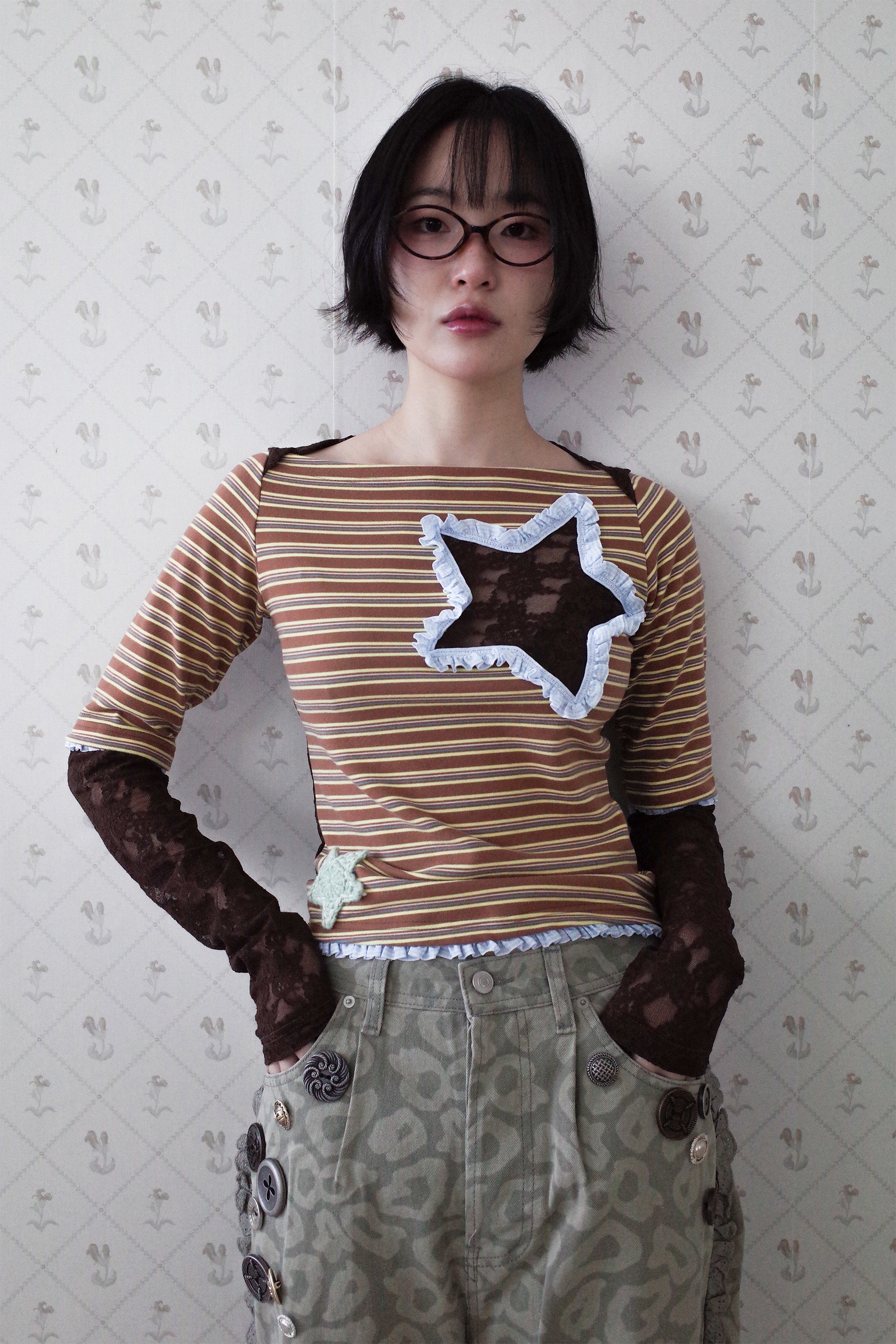 Collaged stripe star top brown