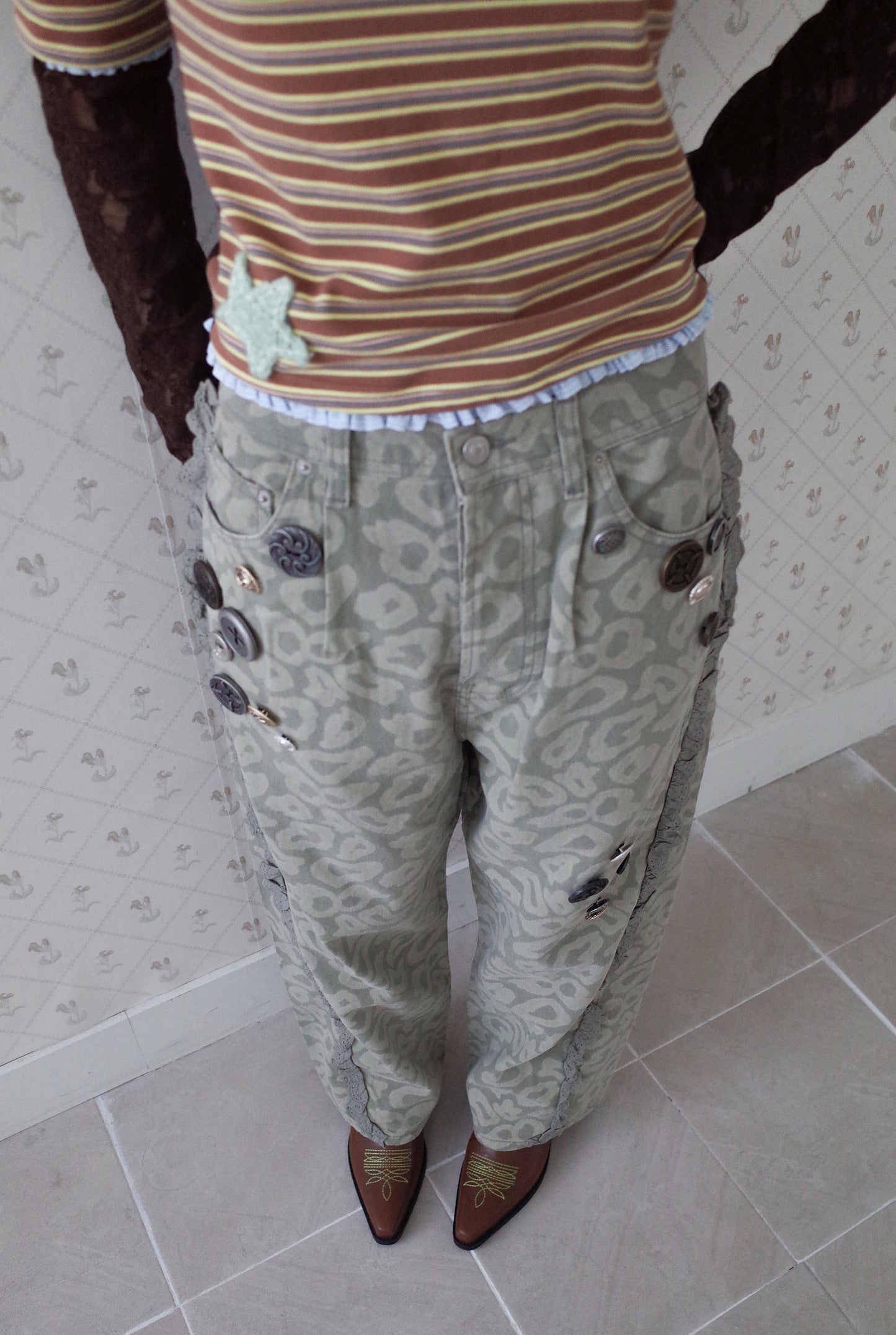 So Many Buttons Leopard Pants (Khaki)