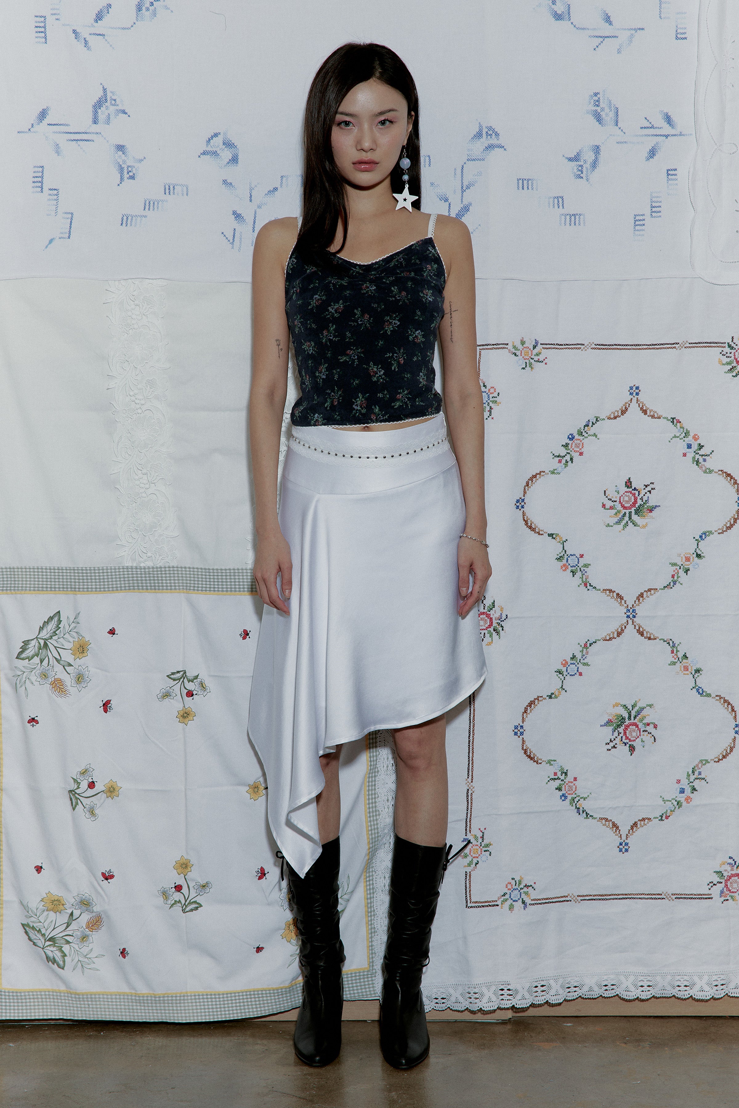 ASYMMETRIC SATIN MIDI SKIRT_WHITE