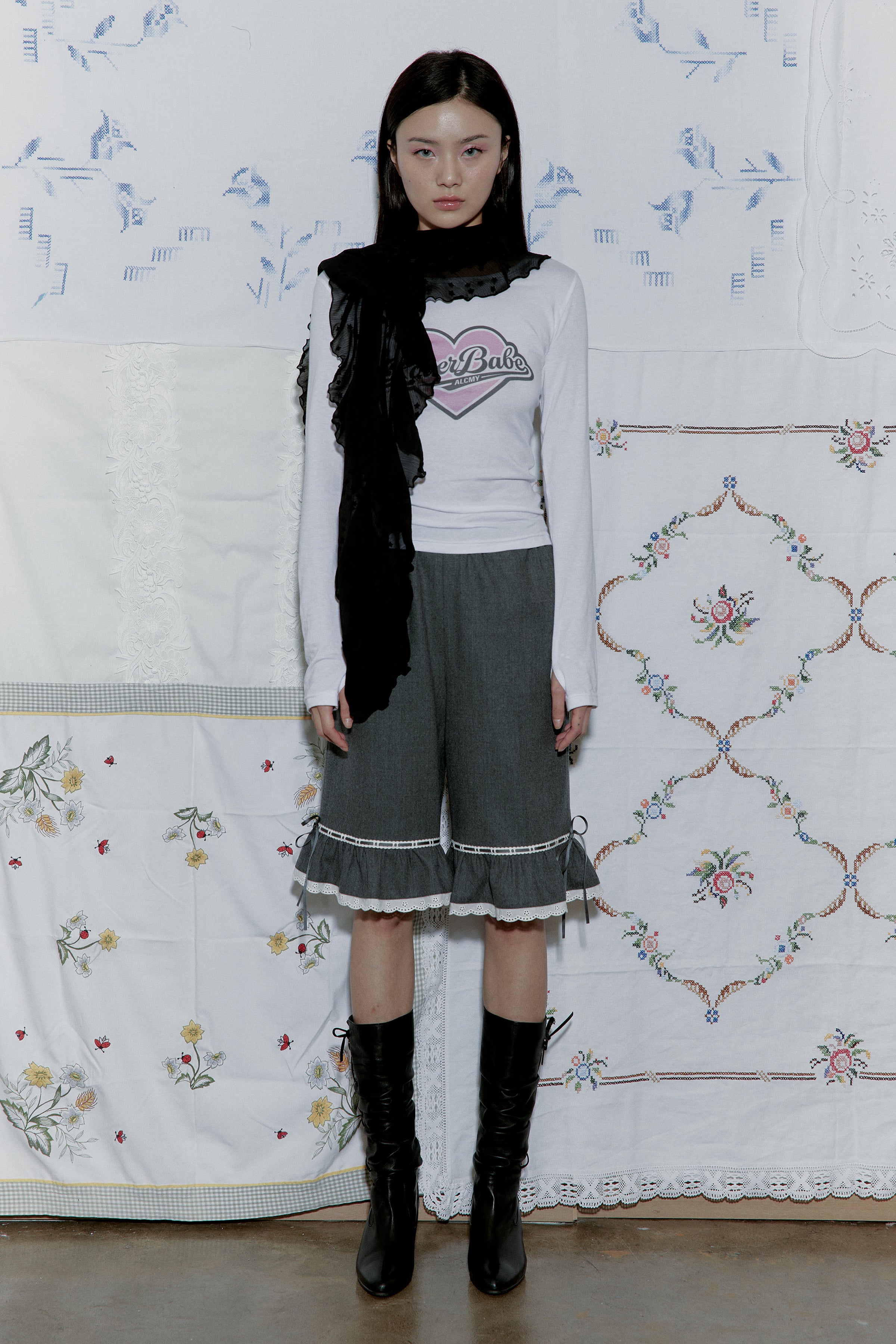 WOOL BLOOMER BERMUDA PANTS_CHARCOAL